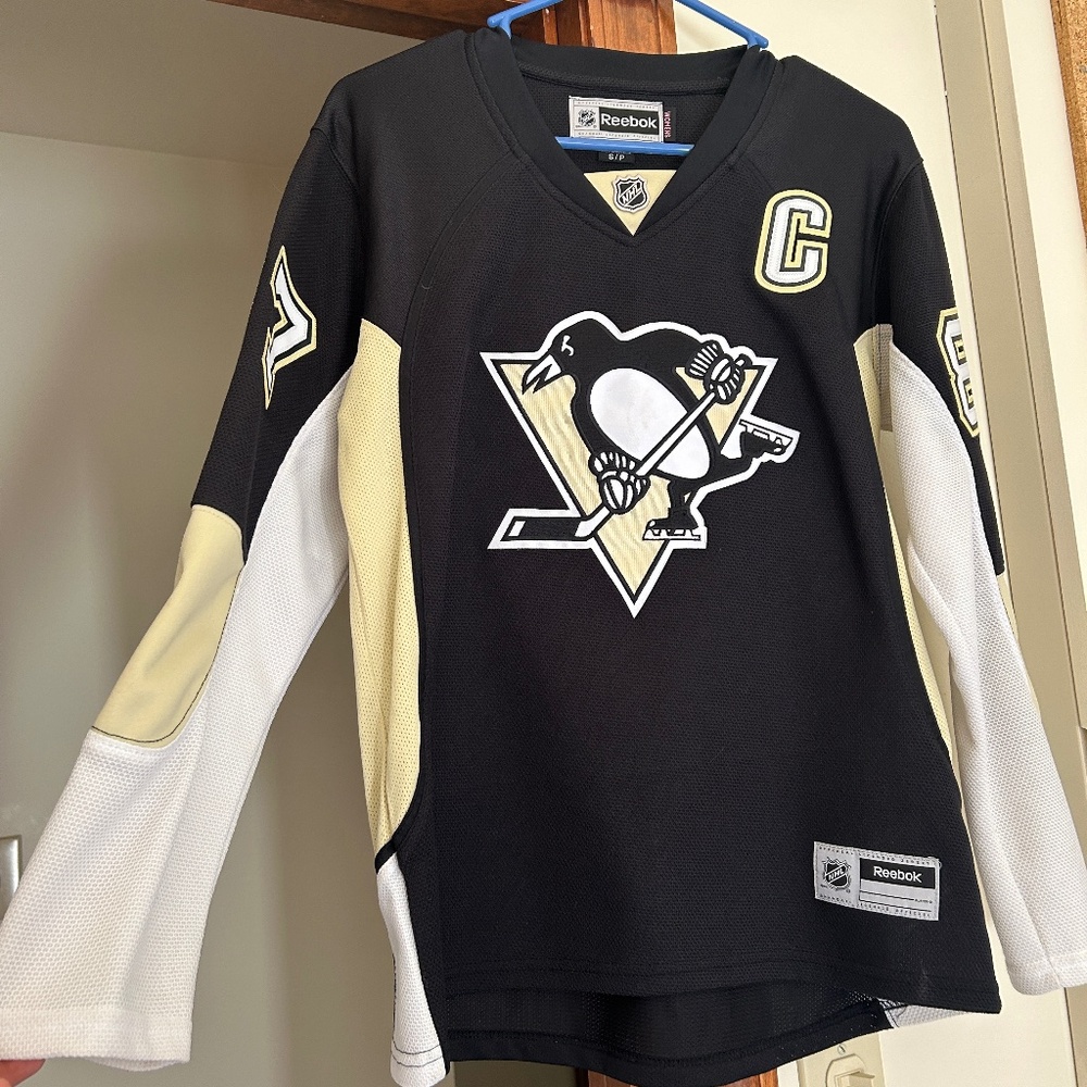 Women’s Reebok Crosby penguins jersey